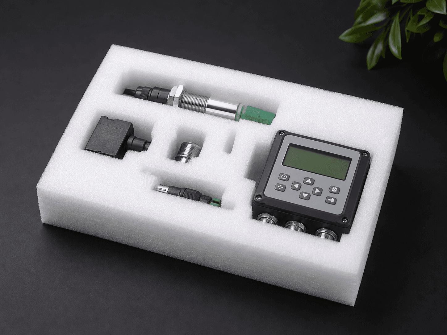 Precision-cut EPE foam insert for electronic components